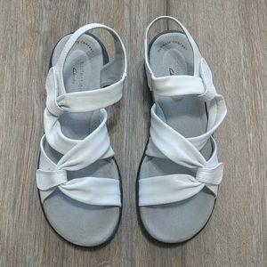NWOT Collection by Clarks saylie moon sandals